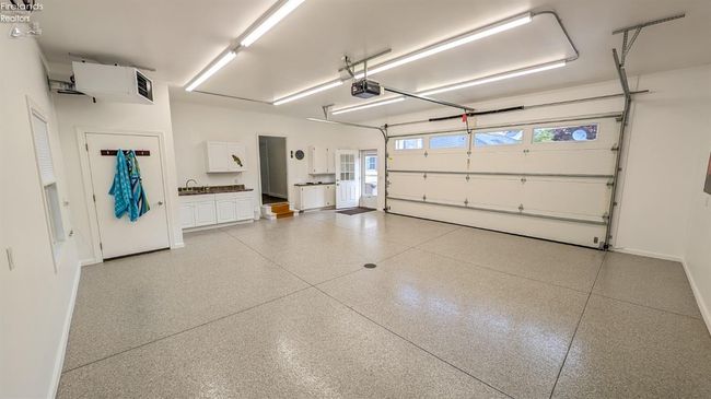 4376 E Cliff Rd, House other with 3 bedrooms, 3 bathrooms and 3 parking in Port Clinton OH | Image 36