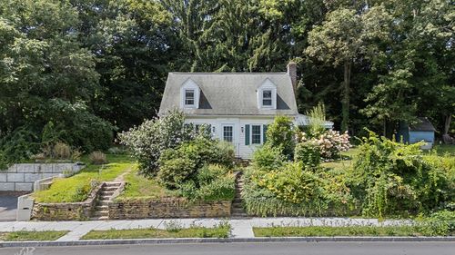 10 Trinity Ave, Worcester, MA, 01605-1922 | Card Image