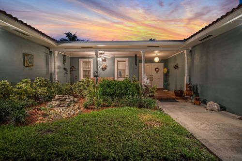 5101 N 36th Ct, Hollywood, FL, 33021-2234 | Card Image