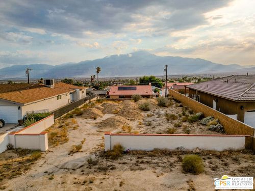66621 Yucca Dr, Desert Hot Springs, CA, 92240-2636 | Card Image