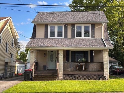 316 E Edgewood Ave, New Castle, PA, 16105 | Card Image