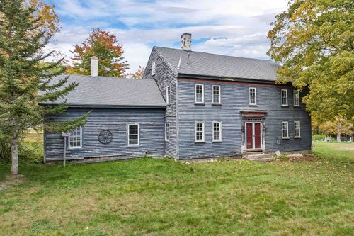 42 College Rd, Wolfeboro, NH, 03894-4609 | Card Image