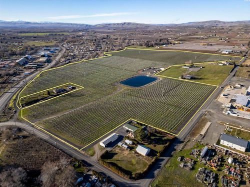 120 Barbee Rd, Zillah, WA, 98953-9709 | Card Image