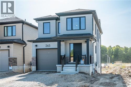 265 Benninger Dr, Kitchener, ON, N2E0K2 | Card Image