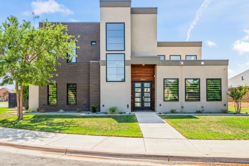 1404 Knight Ave, Wolfforth, TX, 79382-3279 | Card Image