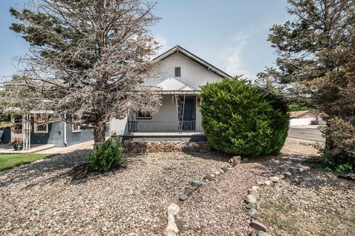 2036 Pine St, Pueblo, CO, 81004-3726 | Card Image