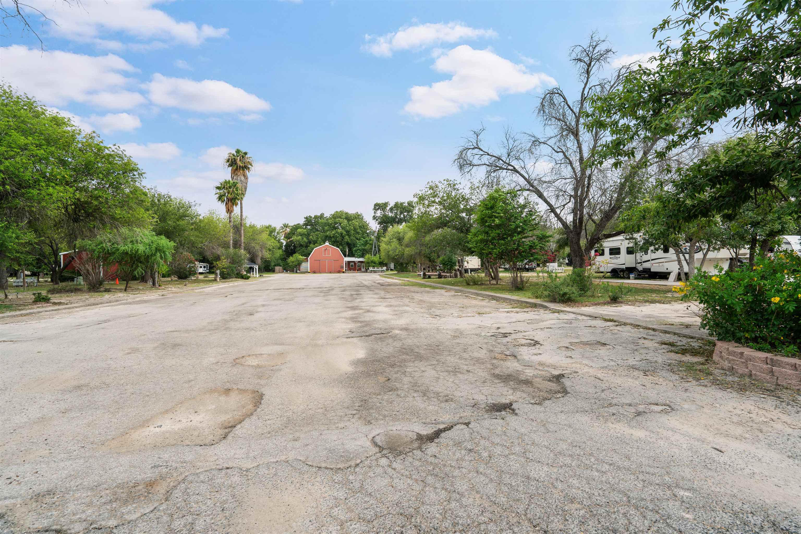Commercial Sale in Del Rio 4