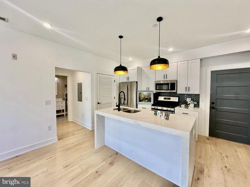 2d-1232 N Front St, PHILADELPHIA, PA, 19122-4634 | Card Image