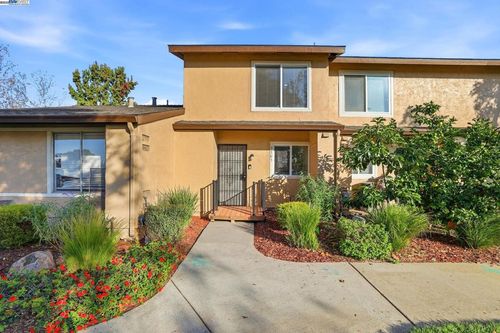 3305 Innerwick Ln, San Jose, CA, 95121-1354 | Card Image