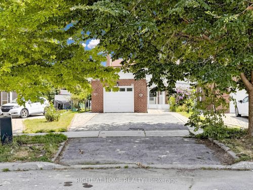 148 Sexton Cres, North York, ON, M2H2L6 | Card Image