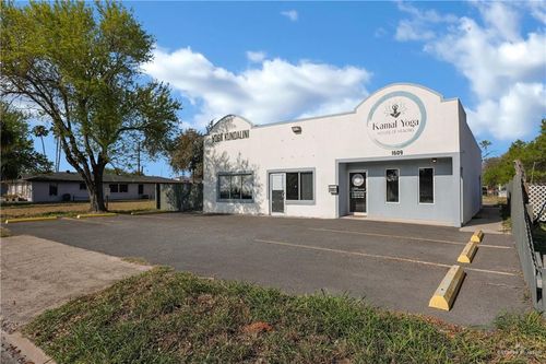 1609 N 6th St, McAllen, TX, 78501-2213 | Card Image