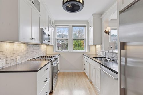 apt-10-56 Arundel St, Saint Paul, MN, 55102-2237 | Card Image