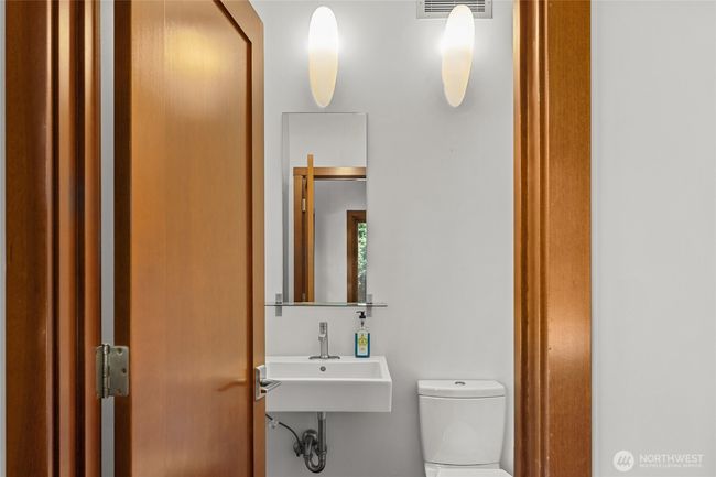 Bathroom on main floor | Image 11