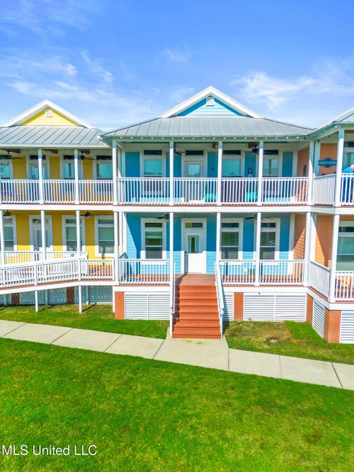 apt-114-1515 E Beach Blvd, Pass Christian, MS, 39571-4916 | Card Image