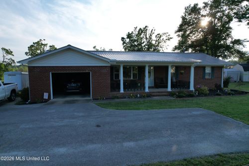 6 Whaley Dr, Potts Camp, MS, 38659-9519 | Card Image