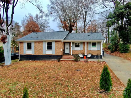 1521 Lanewood Pl, Charlotte, NC, 28208-1726 | Card Image