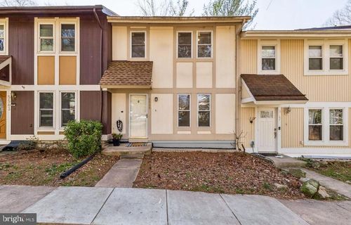 5565 Peppercorn Dr, BURKE, VA, 22015-1860 | Card Image
