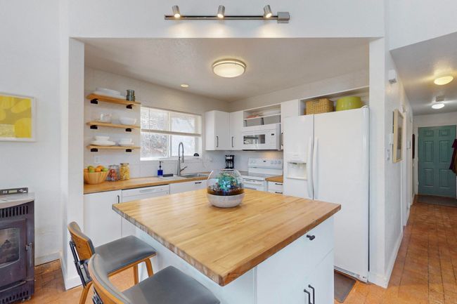 2 Cedar Hill Pl, House other with 3 bedrooms, 2 bathrooms and null parking in Cedar Crest NM | Image 9