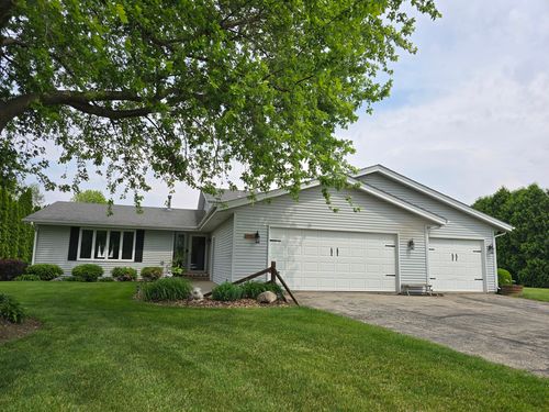 9915 Applegate Dr, Roscoe, IL, 61073-7134 | Card Image