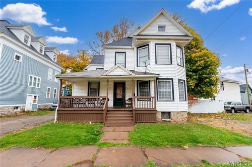 189 Genesee St, Lockport, NY, 14094-4425 | Card Image