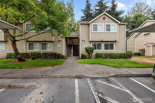 t104-1843 S 286th Ln, Federal Way, WA, 98003-3263 | Card Image