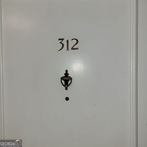 apt-312-2965 Pharr Court South Nw, Atlanta, GA, 30305-2136 | Card Image