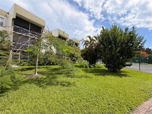 103-4235 N University Dr, Sunrise, FL, 33351-6238 | Card Image