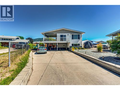 2105 14 St, Vernon, BC, V1T3T8 | Card Image