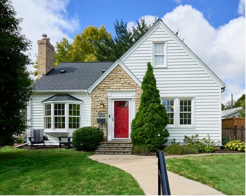 2242 Wilson St Ne, Minneapolis, MN, 55418-4134 | Card Image