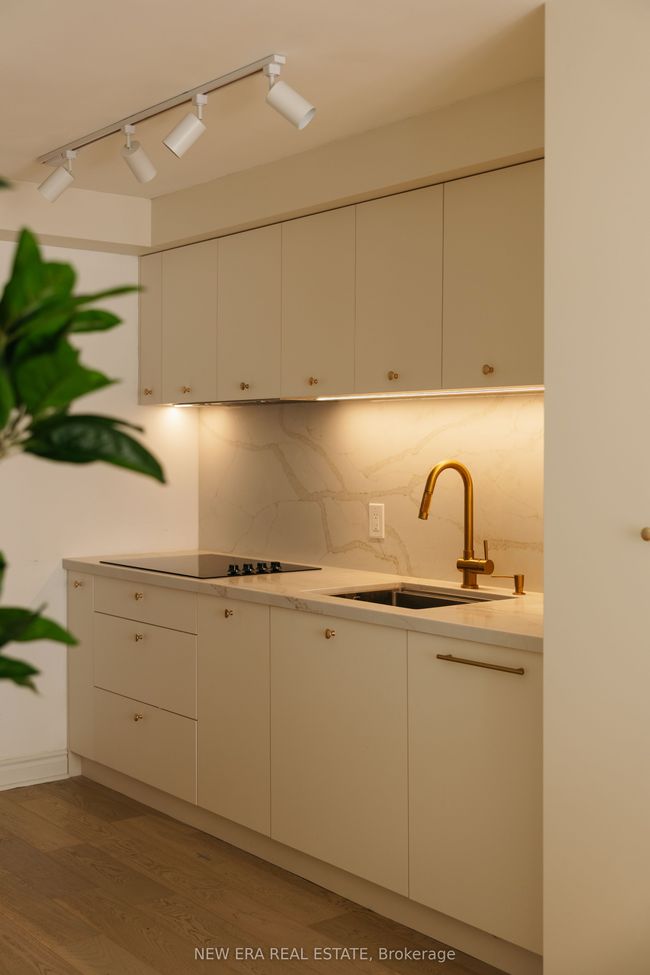 302 - 1 Ripley Ave, Condo with 2 bedrooms, 1 bathrooms and null parking in Toronto ON | Image 22