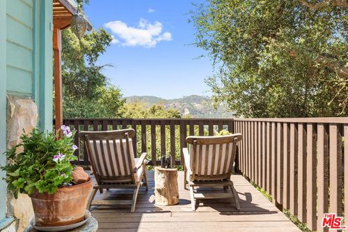 1553 Penny Rd, Topanga, CA, 90290-3738 | Card Image