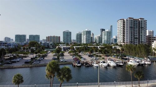 apt-331-500 Bayview Dr, Sunny Isles Beach, FL, 33160-4748 | Card Image