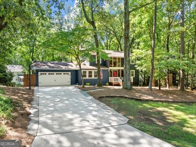 2135 Six Branches Drive, House other with 5 bedrooms, 3 bathrooms and 2 parking in Roswell GA | Image 1