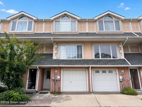 65 Alex Circle, Staten Island, NY, 10305 | Card Image