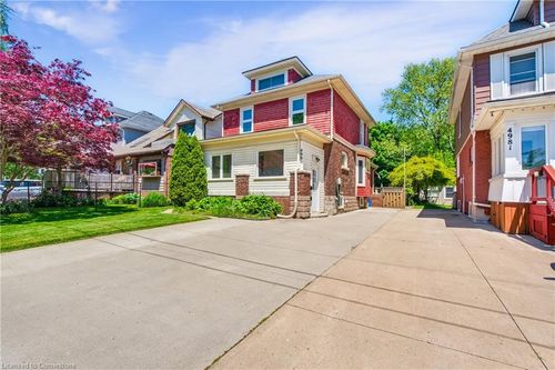 lower-4989 Willmott St, Niagara Falls, ON, L2E1Z9 | Card Image