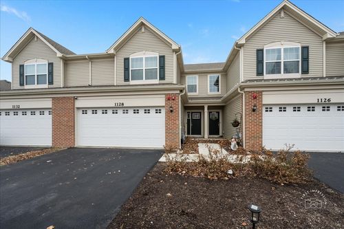 1128 Hawk Hollow Dr, Yorkville, IL, 60560-7109 | Card Image