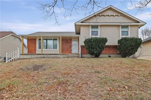 6201 E 140th Pl, Grandview, MO, 64030-3834 | Card Image