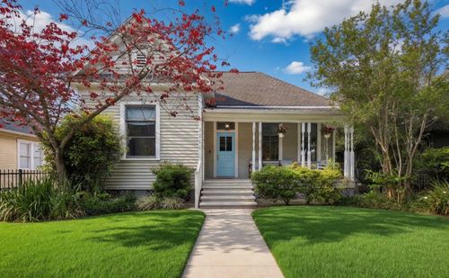 2211 Harvard St, Houston, TX, 77008-2538 | Card Image