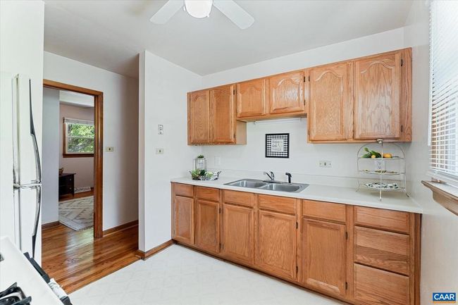 1321 E Main St, House other with 3 bedrooms, 1 bathrooms and null parking in WAYNESBORO VA | Image 13