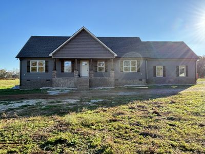 8433 Lynchburg Rd, House other with 4 bedrooms, 2 bathrooms and 2 parking in Winchester TN | Image 1