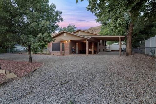 65 S Main St, La Verkin, UT, 84745-5512 | Card Image