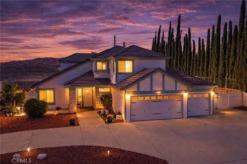 11659 Valle Lindo, Moreno Valley, CA, 92555-5311 | Card Image