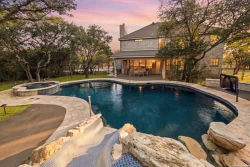 31586 Scarteen, Fair Oaks Ranch, TX, 78015-4068 | Card Image
