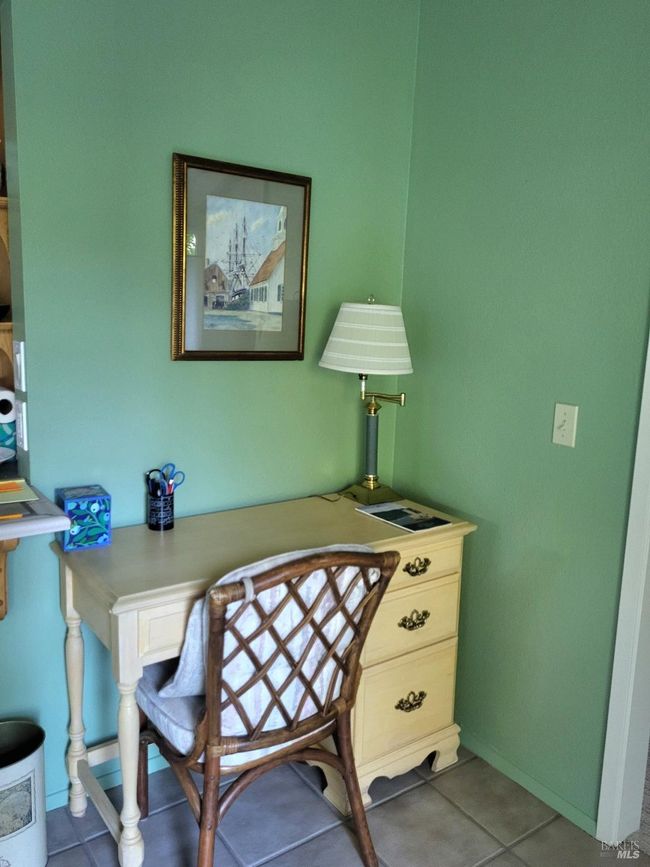 123 Old Oak Ln, House other with 2 bedrooms, 2 bathrooms and 4 parking in Santa Rosa CA | Image 13