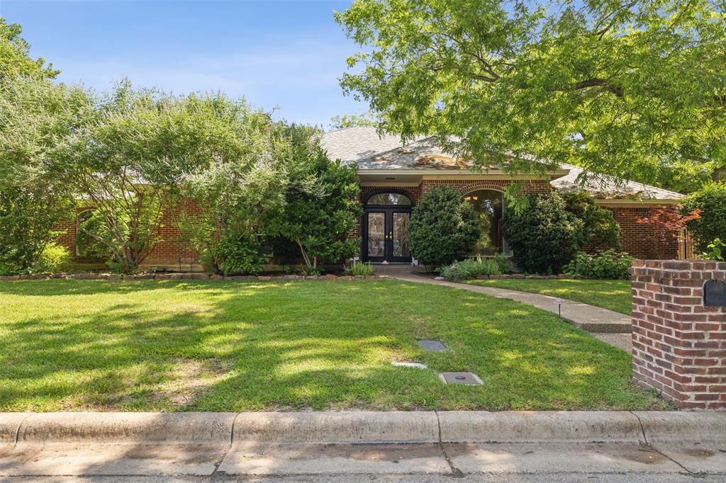 Lantern Hollow St, Fort Worth, TX 76109