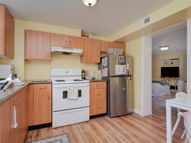 3935 Tudor Ave, House other with 4 bedrooms, 3 bathrooms and 1 parking in Saanich BC | Image 19