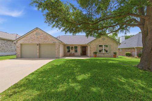 1015 Pecan Creek Dr, Pflugerville, TX, 78660-2865 | Card Image