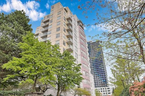 304-3455 Ascot Pl, Vancouver, BC, V5R6B7 | Card Image