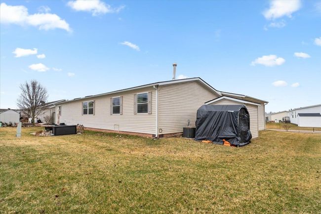 11199 Shady Grove Ct, House other with 3 bedrooms, 3 bathrooms and null parking in South Lyon MI | Image 25