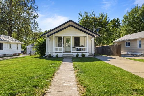 3110 56th St, Des Moines, IA, 50310-1203 | Card Image
